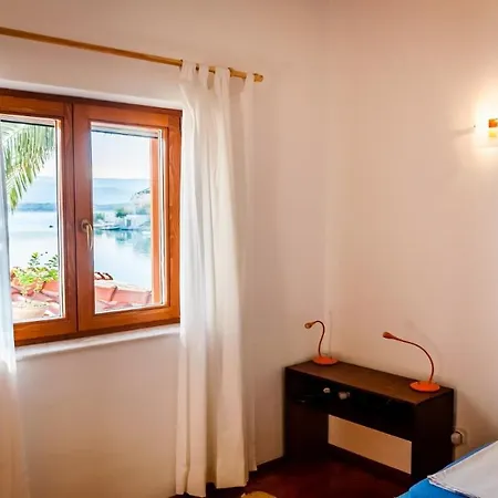 By The Sea Klek, Neretva Delta - Usce Neretve - 8537 *